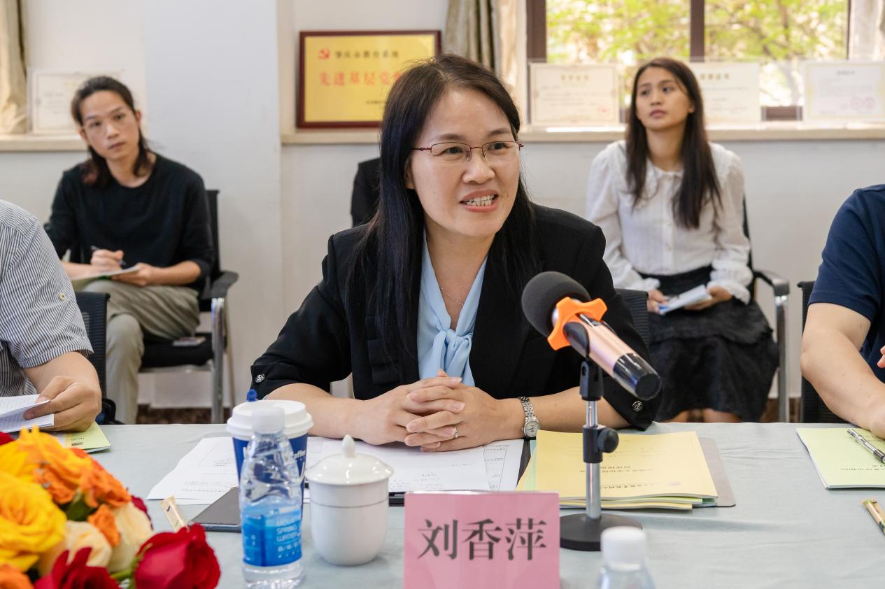 图为评审组长刘香萍讲话